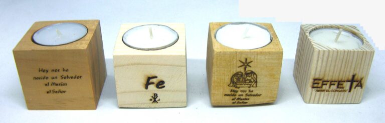 Portavelas con distintos textois grabados con láser 4 € Portavelas con distintos textois grabados con láser 4 €